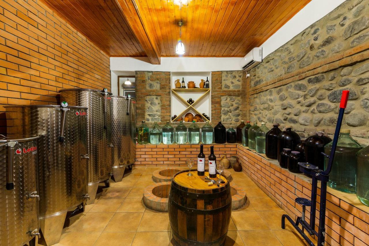 Guest House Gardenia & Wine Cellar Lagodekhi Bagian luar foto