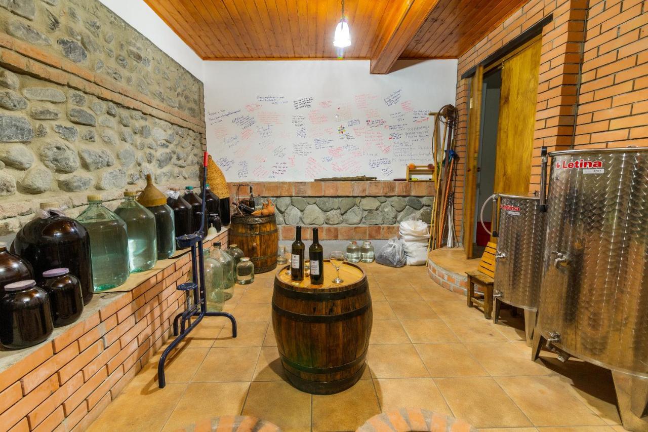 Guest House Gardenia & Wine Cellar Lagodekhi Bagian luar foto